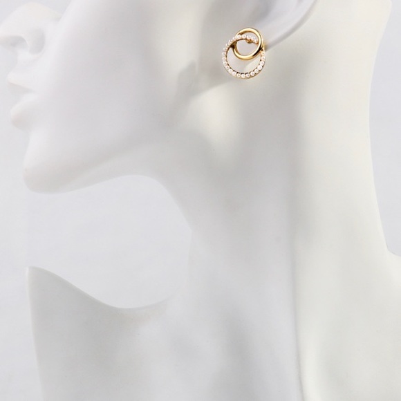 Urban Outfitters Jewelry - Double rings gold/pearl earrings S925